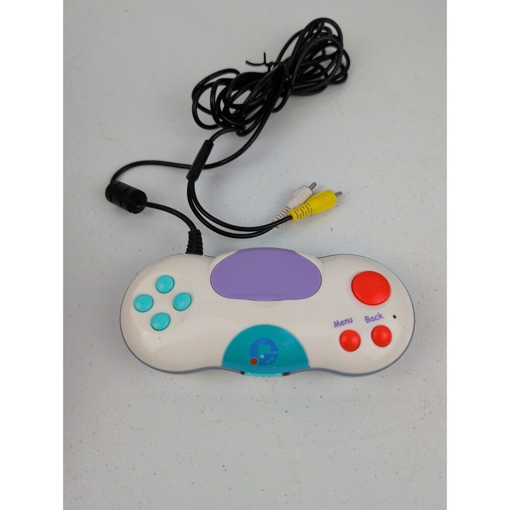 Hasbro Giga Pets Explorer TV Plug & Play Game System / TESTED WORKS